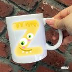 Hediyeci Abla Size Özel Neşeli Çocuk Harfli Z Seramik Baskılı Beyaz Kupa Bardak