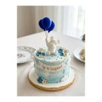 hediyesepetinde Ayıcık Mavi Balonlu Pasta Süsü —10 cm– Bebek Doğum Günü & Baby Shower Pasta Üstü Dekoru