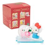 Hello Kitty, 1 Figür 4,5 cm ve Aksesuar Bir Şeffaf Kutuda, Big Apple Workshop Serisi, Rastgele Model, 3 Yaşından Büyük Çocuklar için, HKT39
