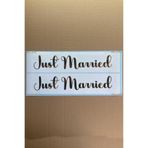 Hellove Gelin Arabası Plakalık Just Married Yazılı Beyaz Üzeri Gold Yazı Kendinden Yapışkanlı