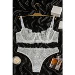 Hepimiz alalım Zarif Dantelli Bralet ve String Külot Takımı
