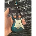 Herşey Nota Elektro Gitar Yeşil El Yapımı Biblo Minyatür 25 cm - Violin Sunburst