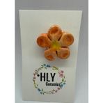 Hly ceramics Turuncu Çiçek – El Yapımı Seramik Yaka İğnesi