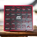 Hobi Reyon Formula 1 2026 Sezonu Yarış Takvimi Dekoratif Pano - F1 Pist Haritaları - Siyah