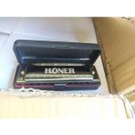 HONER 10C 10 DELİK ÖZEL KUTULU METAL MIZIKA C MAJÖR CHROMATİC