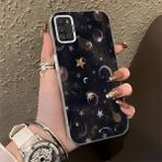 HONTINGA Samsung Galaxy A21S ile Uyumlu Kılıf Silikon Kenar Sert Arka Kamera Koruyucu Basitlik Anti Düşme Kamera Korumalı Ay ve Yıldız Desen Couple Telefon Kılıfı Kadın ve Erkek Için Uygundur K1-1380 - Beyaz