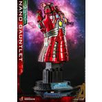 Hot Toys Nano Gauntlet (Hulk Version) Quarter Scale R e p l i c a Figür