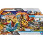 Hot Wheels HTP12 Racerverse Jurassic World Pist Seti