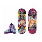 Hot Wheels HXL17-HXL19 Skate Retro Temalı 2'li Ayakkabı ve Parmak Kaykay