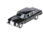 Hot Wheels Welly 1:36 Ölçek Mercedes Pullman 600 Metal Çek Bırak Araba Siyah