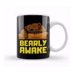 Humuts Bearly Awake Sleeping Bear Funny Barely Sleepy Pun Kupa Bardak