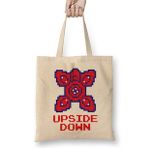 Humuts Stranger Things Pixel Upside Down Demogorgon Head Bez Uzun Saplı Açık Bej Rengi Çanta