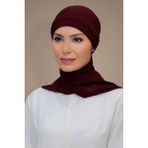 Hürrem Bone 1203A_16 Bordo Sandy Kumaş Örgülü Güllü Şifon Atkılı Pratik Hazır Geçmeli Tesettür Bone