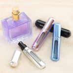 Hype Store Parfüm Şişesi Çanta Içi Mini Doldurulabilir Seyahat Cep Yedek Parfüm Şişesi 5 ml - Çok Renkli