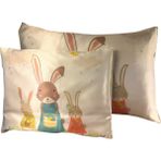 ICON SILK %100 Saf Ipek Bebek Yastık Kılıfı (Tavşan Ailesi) - Pudra - Ekru - 35 cm * 45 cm