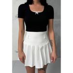 İlayda Toprak Kare Yaka Siyah Dantel Detay Crop Bluz