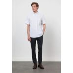 İmza Beyaz-Lacivert Düğmeli Yaka Kısa Kol Cepli Comfort Fit Pamuklu Gömlek 1004260183 - Beyaz - Lacivert