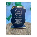 imzatasarım Kişiye Özel Yazılı Yılın Öğretmeni Annesi Babası Abisi Ahşap Plaket (12x17cm)
