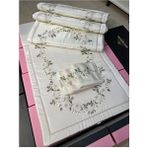 İnci Secret Home Seccade Üç Boyutlu Nakış İşlemeli Pamuk 1 Seccade 1 Bambu Havlu Hediye İçin Uygun - Krem - 95 x 150 cm