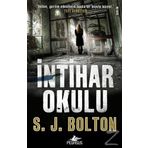 İntihar Okulu S. J. Bolton Pegasus Yayınları