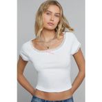 İntive lingerie-innocent&attractive Kadın Beyaz Göğsü ve Kolları Dantelli Fiyonklu Kısa Kol Crop Top Bluz