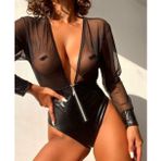 İntive lingerie-innocent&attractive Kadın Lateks Deri Parlak Kumaş Detaylı Fermuarlı Tül Bodysuit - 3248