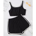 İntive lingerie-innocent&attractive Kadın Siyah Askılı Crop Top ve Şortlu Gecelik Takım