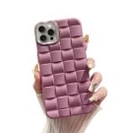 İphone 15 Pro Kılıf Roof 3d Örgü Desen Silikon Kapak