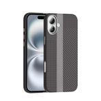 iPhone 16 Plus Kılıf Kablosuz Şarj Özellikli Karbon Fiber Görünümlü Gros Kapak Gri-Siyah