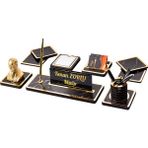 İsimlik Sepeti Mermer Desen 9 Parça Ahşap Masa İsimliği Atatürk Biblolu Ofis Hediyesi 32cm x 11cm