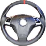İskender Oto Aksesuar Fiat Linea-Punto-Doblo-Fiorino Noktalı ve Nubuk Süet Kırmızı Yüzüklü Direksiyon Kılıfı - Siyah - Kırmızı