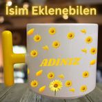Isme Özel Sarı Çiçekli Mola – 240 ml Sarı T Kulplu Porselen Kupa - Beyaz