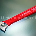 İzeltaş Pvc İzoleli 8'' Kurbağacık Anahtar
