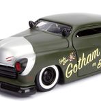 Jada Oyuncak DC Comics Bombshells Harley Quinn & 1951 Merkür Die-cast araba, 1: 24 Ölçek Araç & 2.75 \ "Koleksiyon heykelcik% 100 Metal"