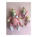 Jaju Baby Amigurumi Pembe Uykucu Ayıcık 22 Cm Çıngırak Ve Emzik Zinciri Üçlü Set