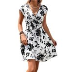 Janes Collection Kadın Kısa Kollu Kruvaze Yakalı çiçekli Desenli Süprem Elbise (Siyah, 2XL - 3XL)