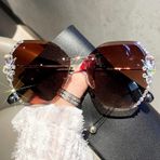 JIMINISO Moda marka tasarım Vintage çerçevesiz Rhinestone güneş gözlüğü kadın erkek Retro kesme Lens degrade güneş gözlüğü kadın UV400