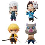 Jiumaocleu 4 adet Kimetsu no Yaiba Figürü, Uzui Tengen & Kamado Tanjiro & Hashibira Inosuke & Agatsuma Zenitsu Aksiyon Figürü, 10 cm Anime Hareketli Figür Heykeli Değiştirilebilir Kafa ve Aksesuarlar