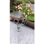 Joel Jewelry Doğal Taşlı Rodyum Kaplamalı Sallantılı Gümüş Küpe Zümrüt Taş