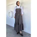 Julude Gülseli Boydan Düğmeli Bağlama Detaylı Garnili Tesettür Elbise P-00020677 - Kahve - 40