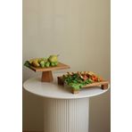 justwood 2 li Tityos Küp Ayaklı 30x30 Cm Ve Piramit 29x29 Cm Ahşap Kare Pasta Sunum Servis Tabağı Seti