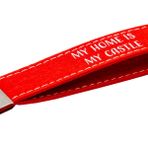 K3T Anahtarlık "MY HOME IS MY CASTLE" Metal Halkalı ve Kırmızı Keçe Halkalı, Ölçüler 15,5 x 3 cm