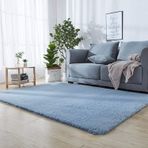 Kabarık Mavi Oturma Odası Halısı 130 x 160 cm Dekoratif Uzun Tüylü Sandalye Minderi Toz Geçirmez Antibakteriyel 8 Kaymaz Yeniden Kullanılabilir Halı Pedleri
