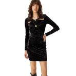 Kadife Mini Pencere Detaylı Uzun Kollu Slim Fit Elbise