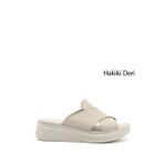 Kadın Bej Çapraz Bantlı Dolgu Topuklu Hakiki Deri Comfort Terlik