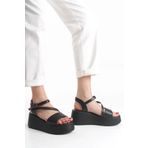 Kadın Hafif Rahat 6 cm Platform Topuklu Eva Taban Sandalet 4010-123-0001 Siyah 38