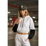 Kadın Kapüşonlu Cepli Siyah-Beyaz Crop Sweatshirt