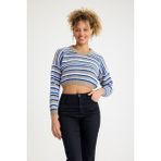 Kadın Trend Delikli Günlük Mavi Crop Kazak - Standart