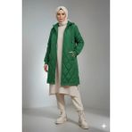 Kadın Zümrüt Yeşil Uzun Kapitone Astarlı Şişme Tesettür Mont HZL25W-BD151381 - Zümrüt Yeşili - 46