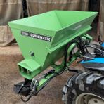 Kadıoğlu SM1700 Gübrematik Katı Gübre, Kompost Gübre Dağıtma Makinesi (Çift Helezonlu)